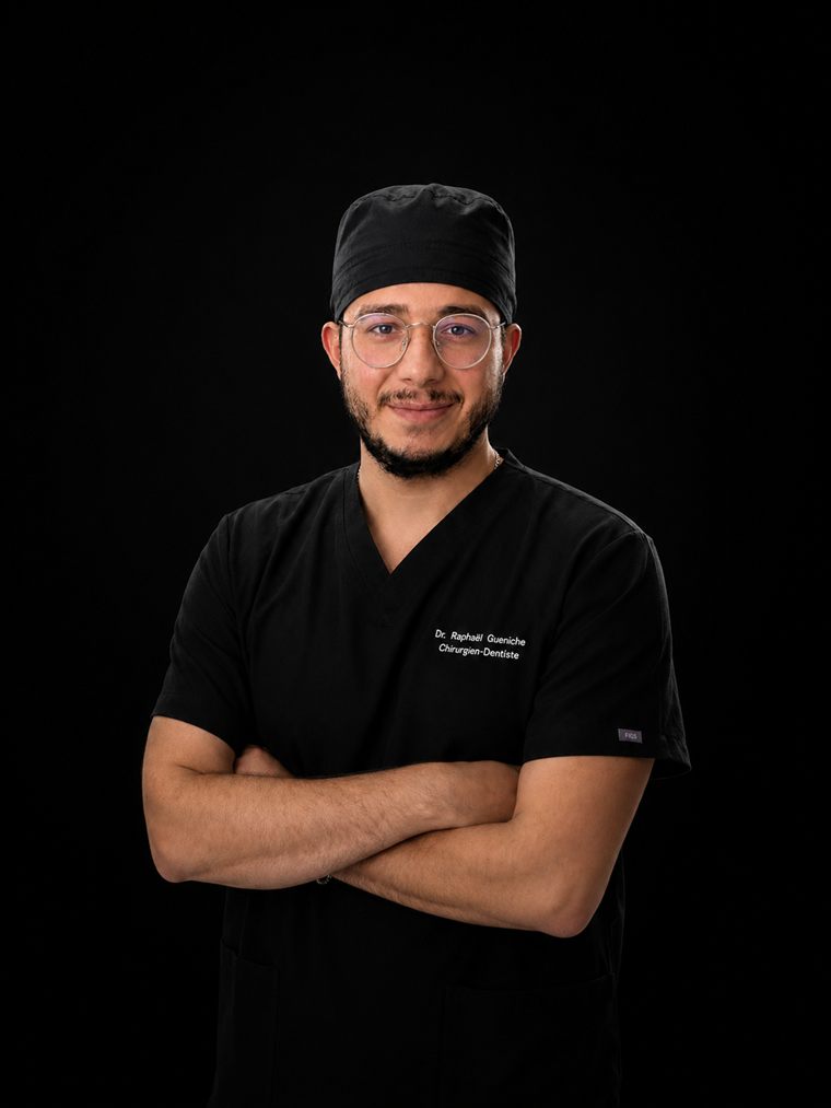 Portrait de Dr Raphaël Gueniche
